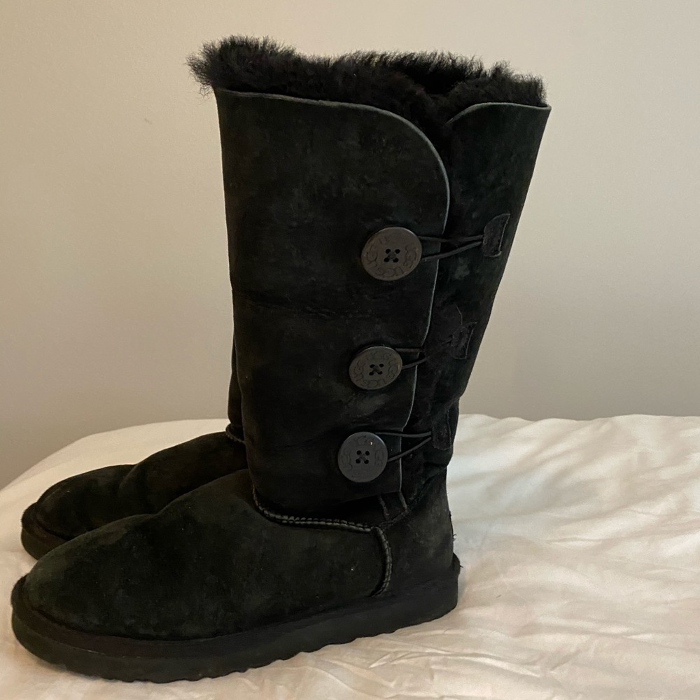 UGG Bailey Suede Button Triple